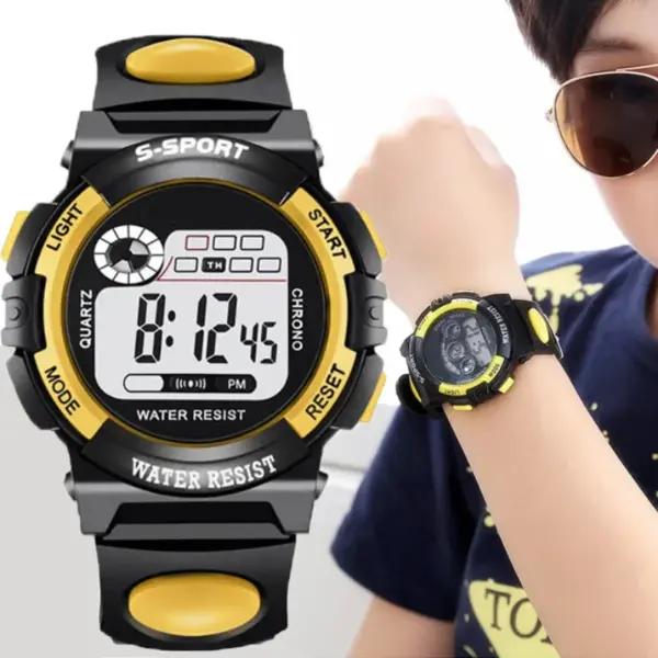 Kids Digital Sports Watch Waterproof LED Childrens Wristwatch with Silicone Strap Night Light Alarm Clock for Boys Girls Swim