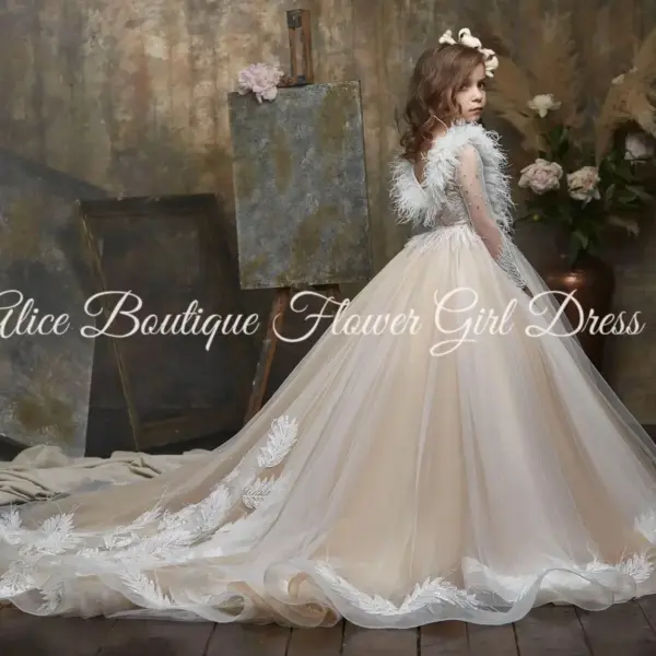 Luxury Flower Girl Dress Feathers Long Sleeves Lace Appliques Floor Length Tulle Dress For Wedding First Communion Birthday Gown